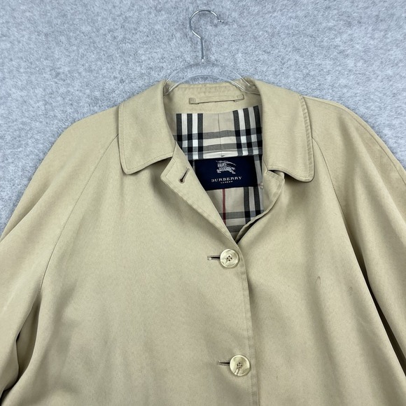 Burberry Women Trench Coat Waxed Beige Size L 24x36 Nova Check Rain Polyurlthane - Picture 5 of 16